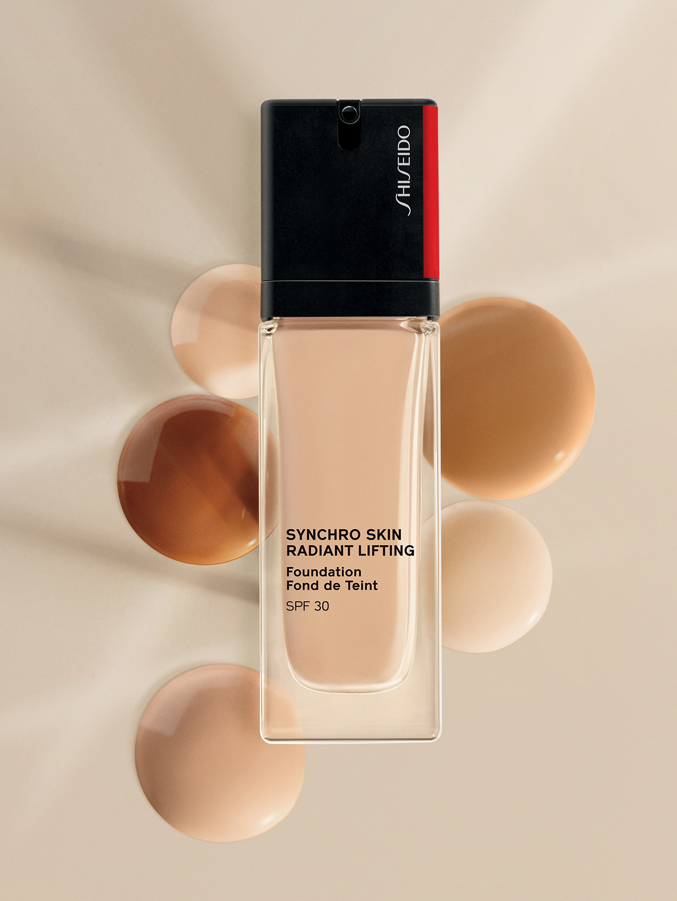 SHISEIDO Synchro Skin Тональное средство с эффектом сияния и лифтинга SPF 30, 220 Linen, 30 мл - Обтравка2