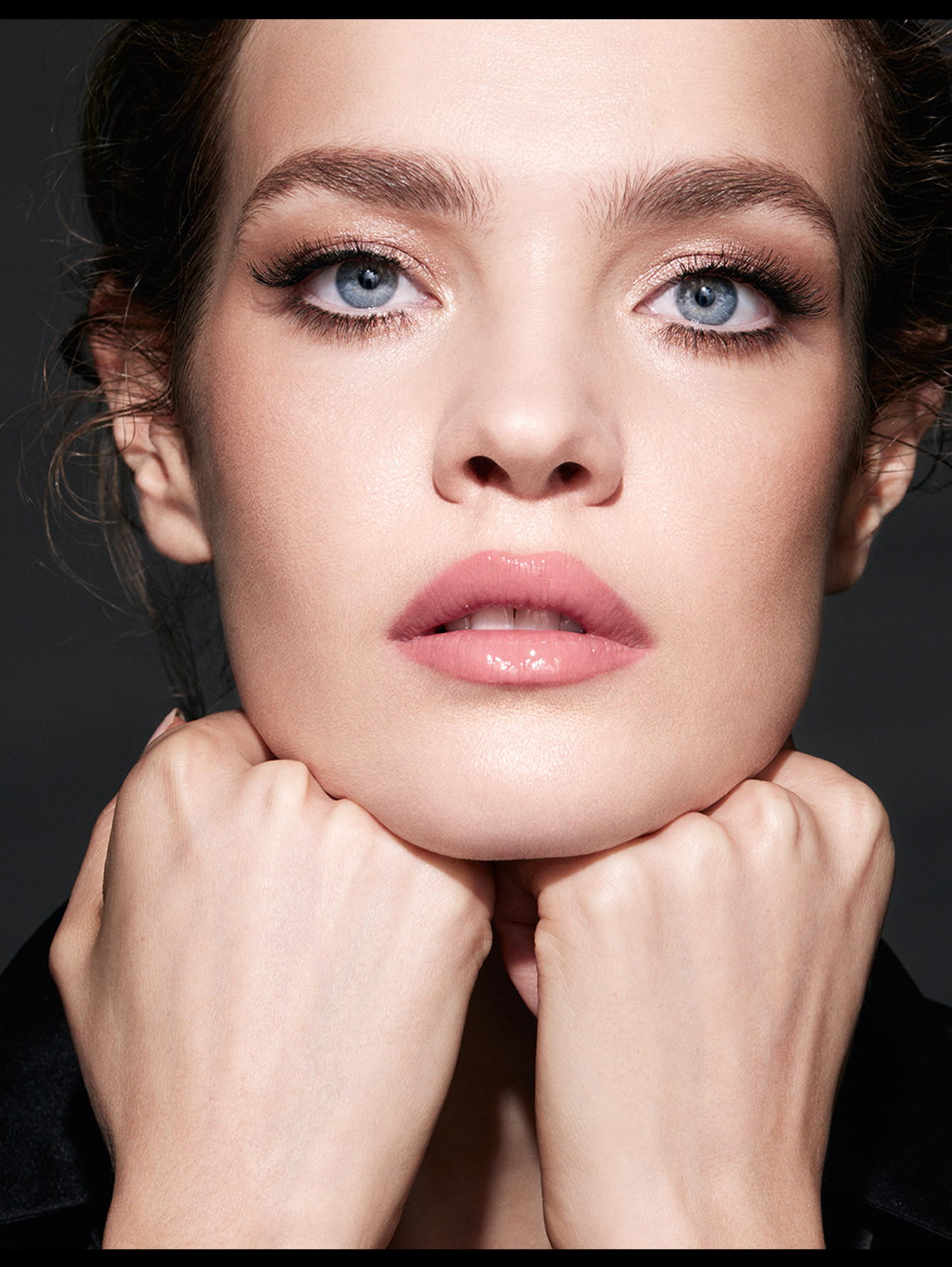 Mad Eyes intense liner Жидкая подводка для глаз , 5 мл, 02 глянцевый коричневый - Обтравка3