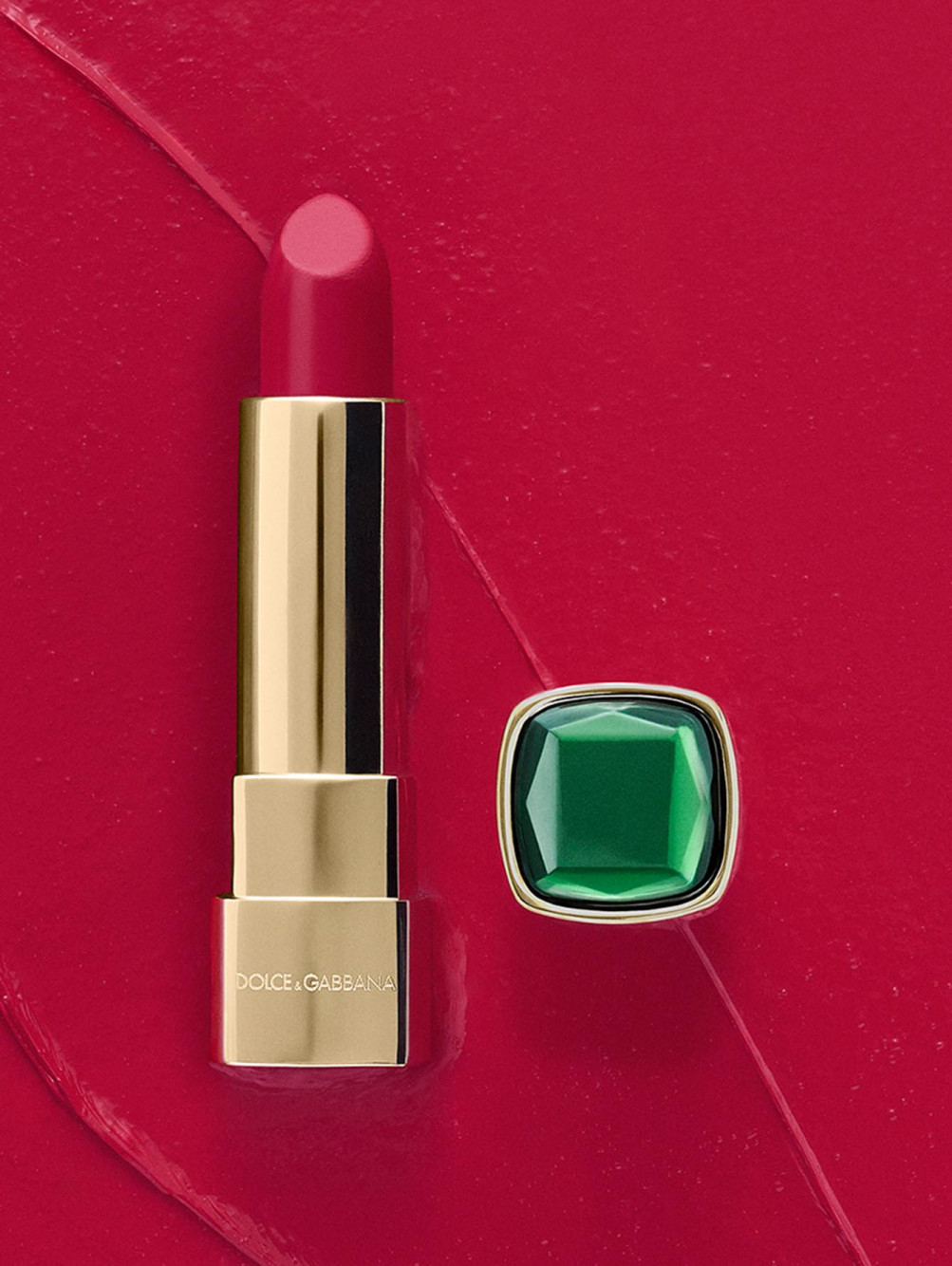 Помада для губ Gemstone, оттенок 420 Emerald Scarlett, 3,5 г - Обтравка3